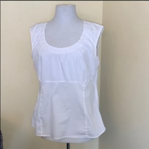 Women's Sleeveless Blouse